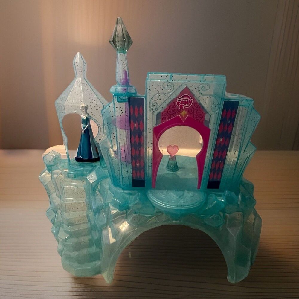 My Little Pony MLP Explore Equestria Crystal Empire Castle Playset Frozen Elsa